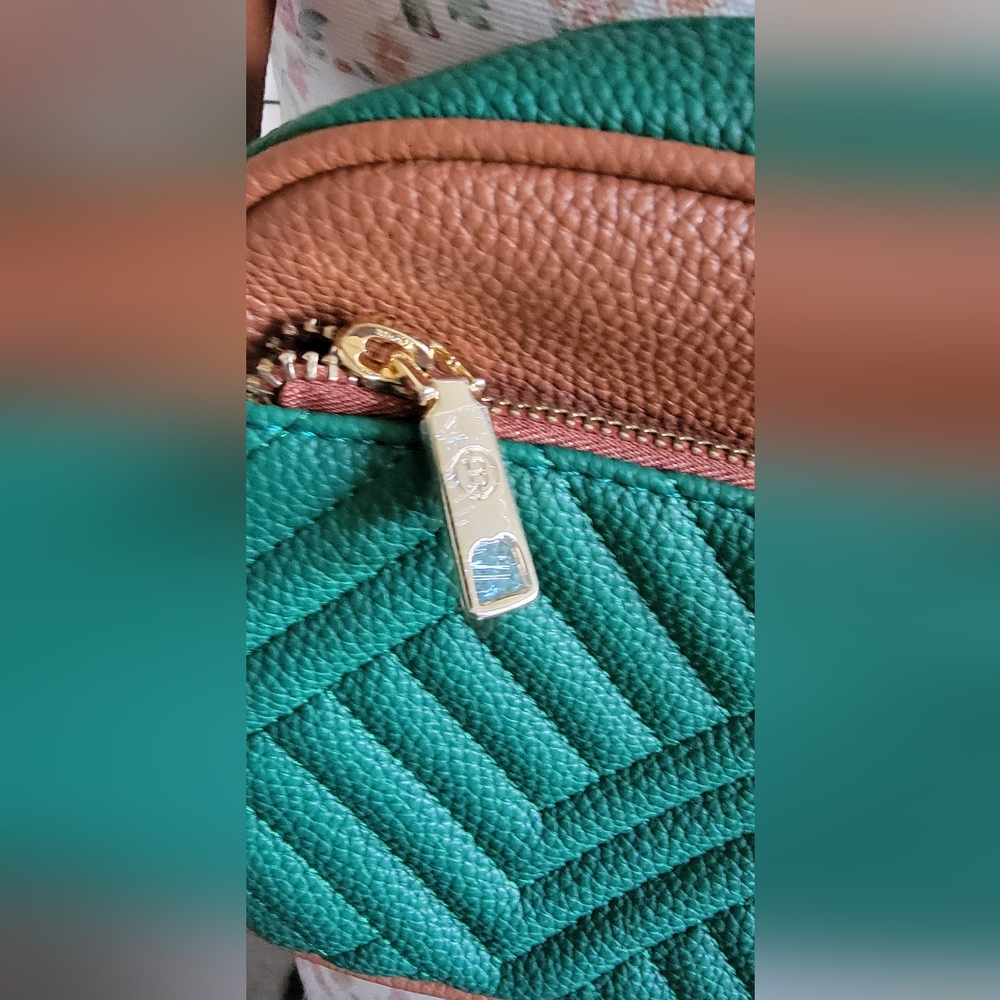 Bostanen Nola Stylish Quilted Crossbody Bag for Women - Picture 3 of 8